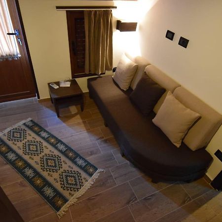 Gjirokastër Kale Guesthouse מראה חיצוני תמונה