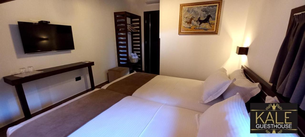 Gjirokastër Kale Guesthouse מראה חיצוני תמונה