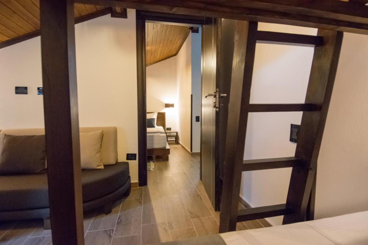 Gjirokastër Kale Guesthouse מראה חיצוני תמונה